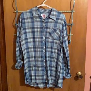 3/4 sleeve button up top